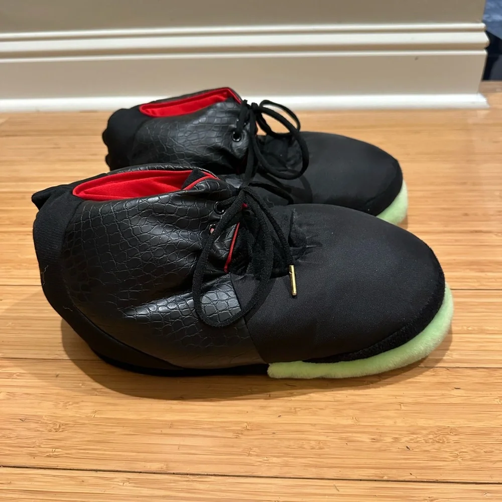 Unbranded fun sneaker