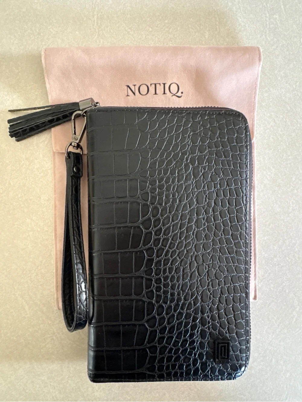 Notiq masq croco