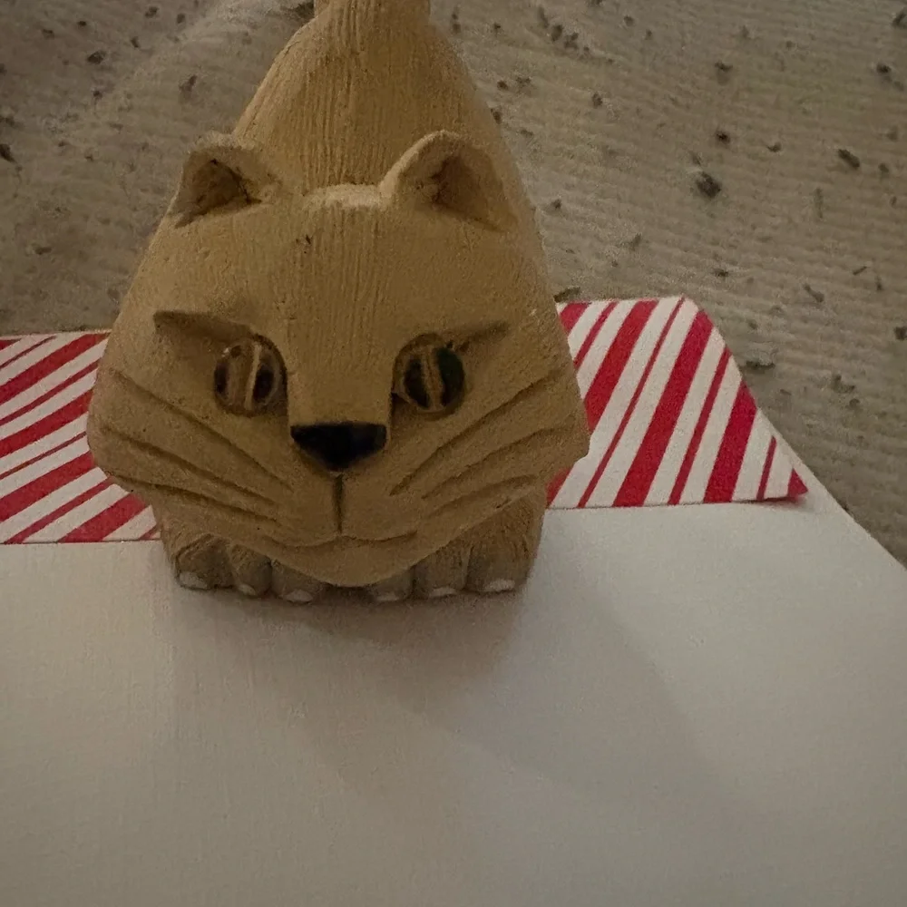 Rare Artesian Rinconada cat figurines‎ signed