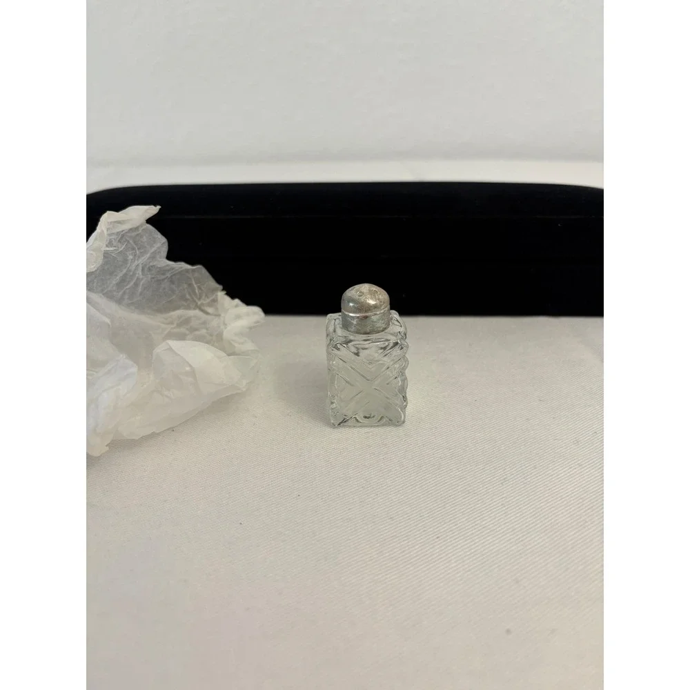 International Silver crystal glass
