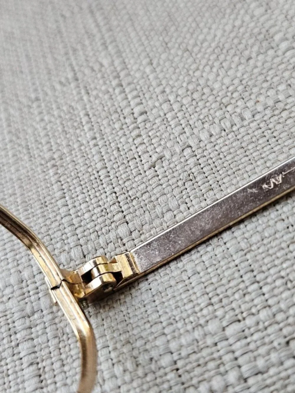 N/A vintage hex