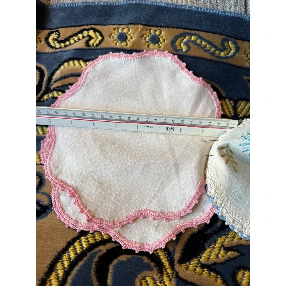Unbranded assorted set
