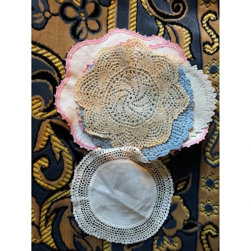 Unbranded assorted set