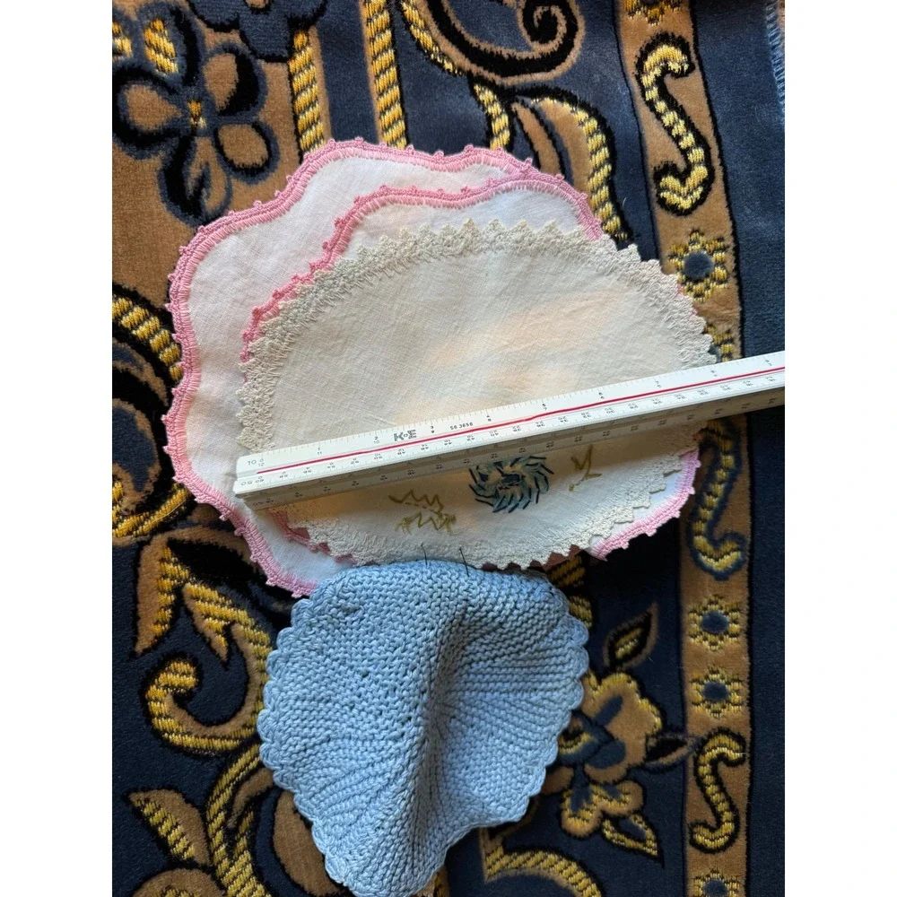 Unbranded assorted set