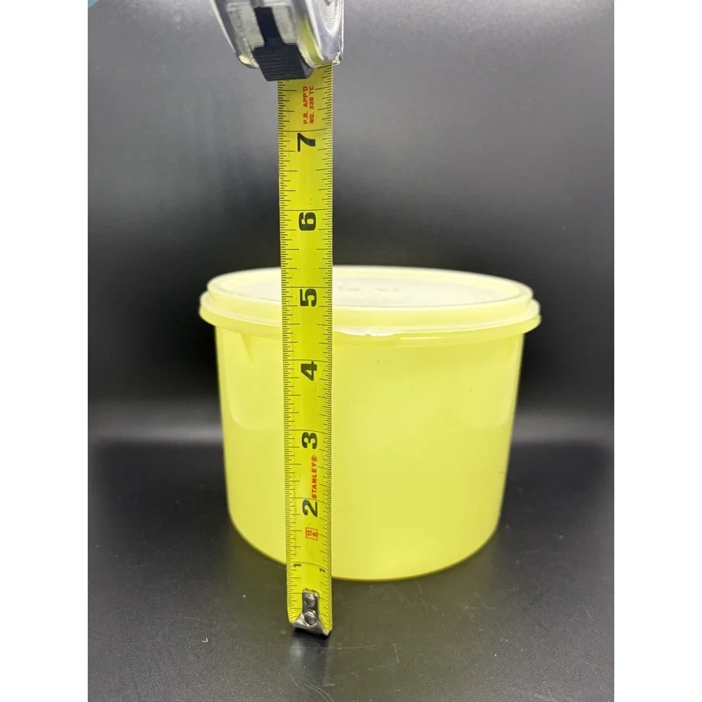 Tupperware vtg 70
