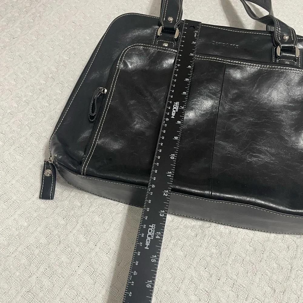 Samsonite stylish black
