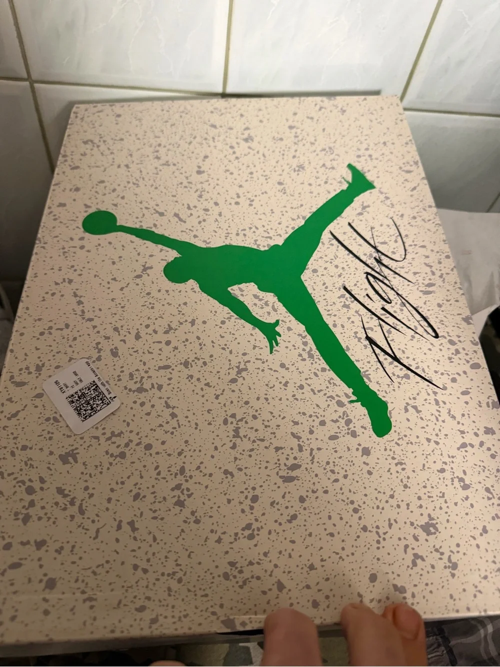 Jordan low top