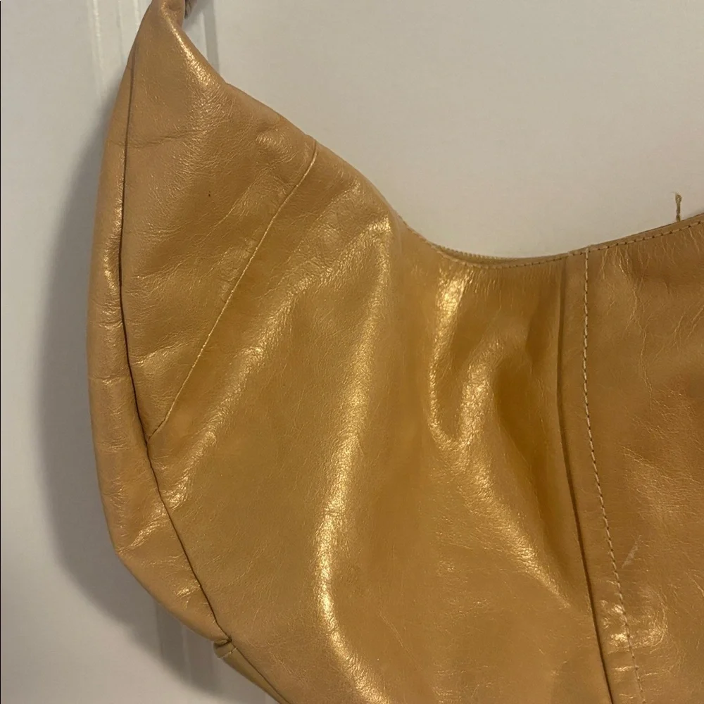 Giani Bernini excellent leather