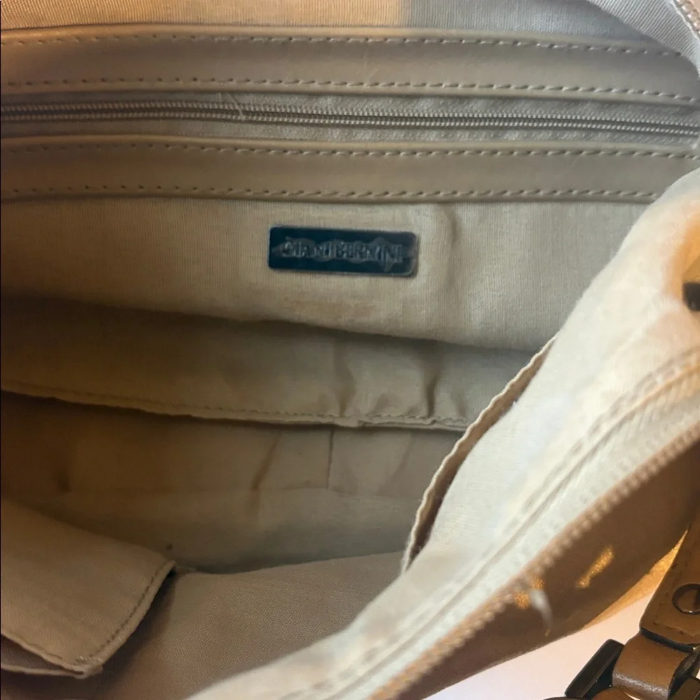 Giani Bernini excellent leather