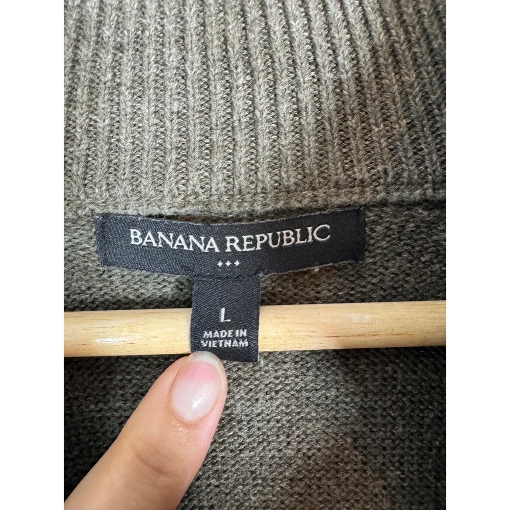Banana Republic wrap yourself