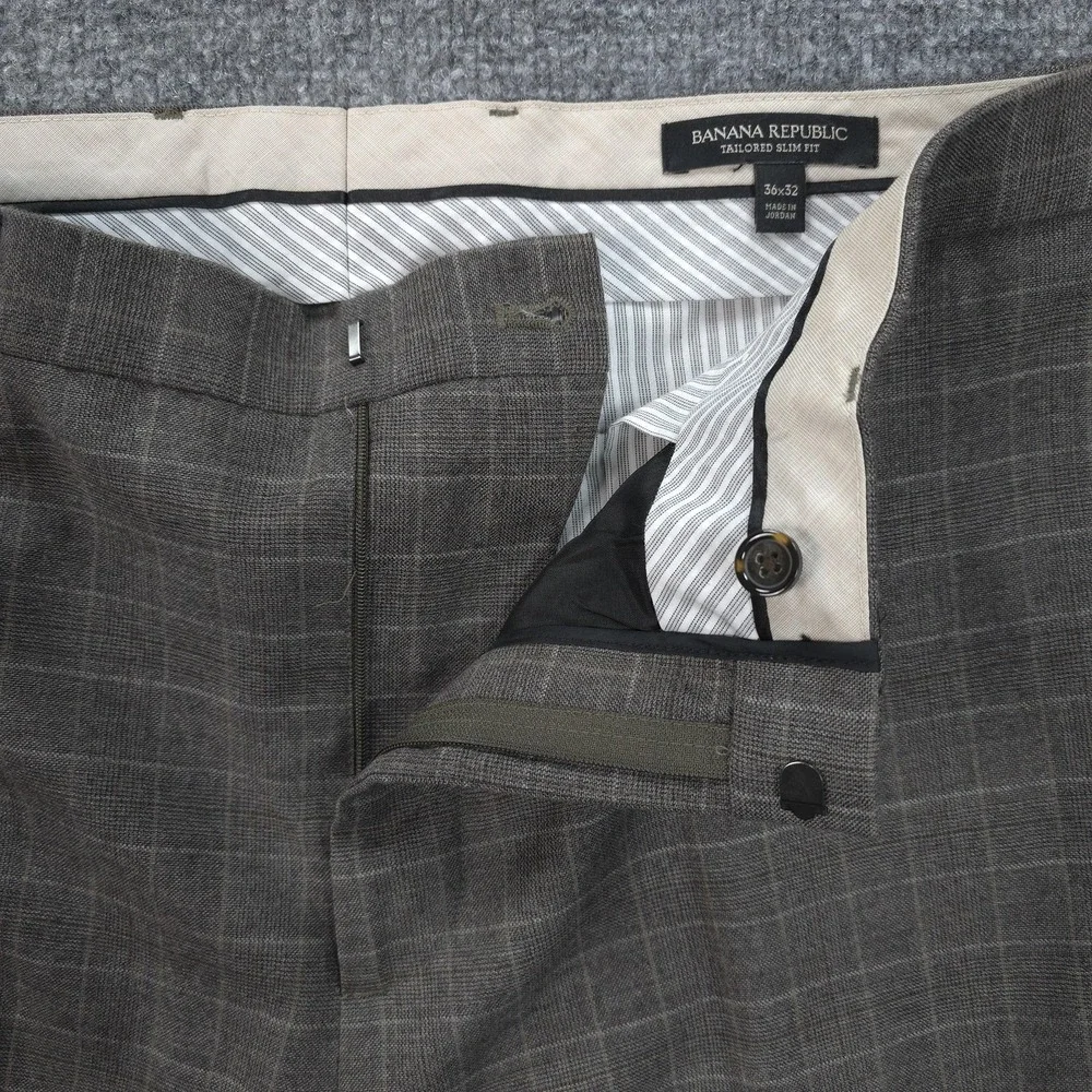 Banana Republic logo dry you