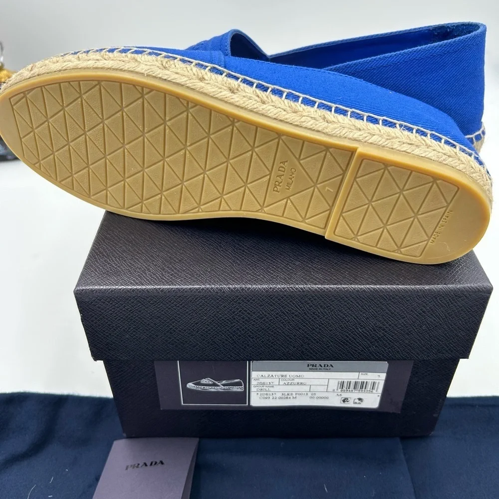 Prada absolutely new