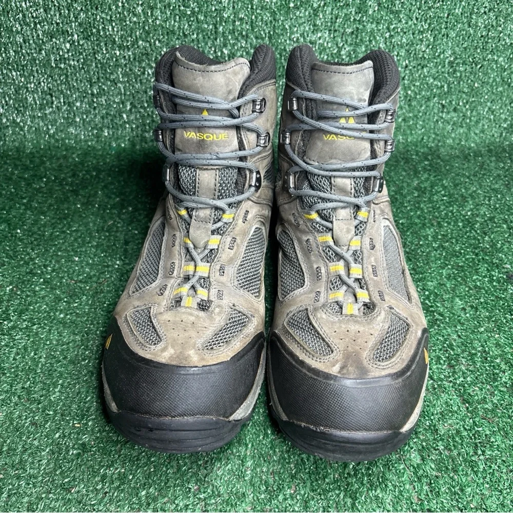 Vasque hiking boots