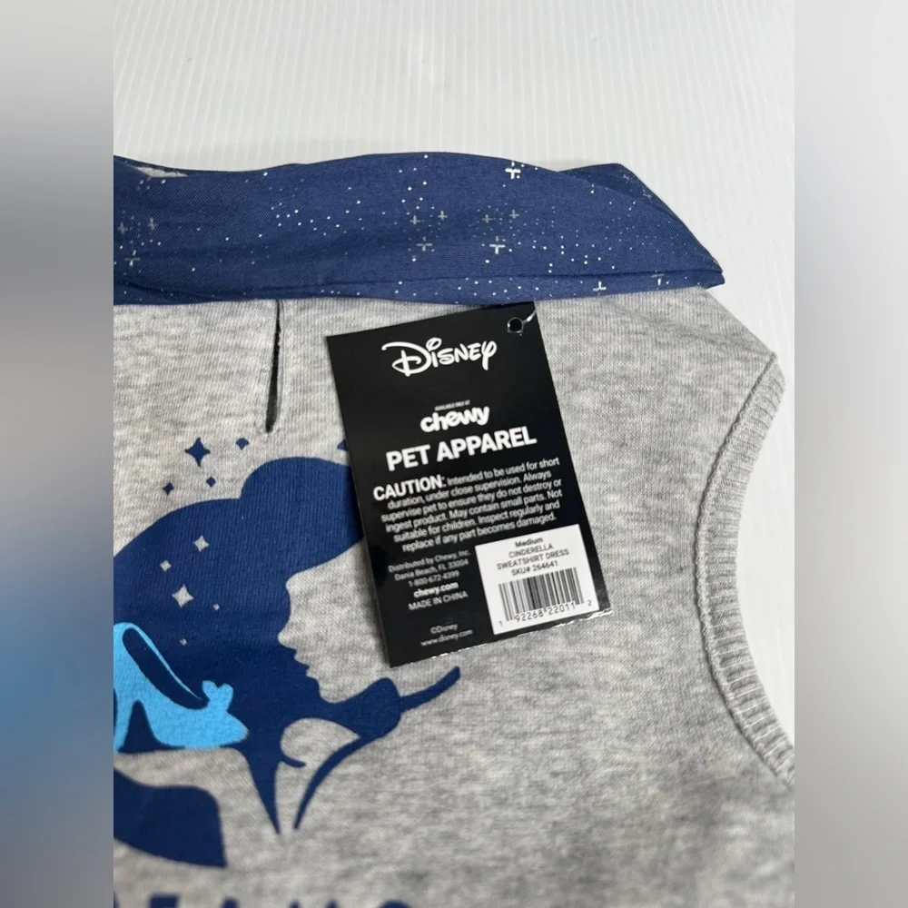 Disney combines chic