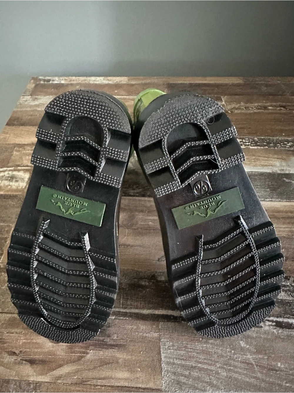 Blue Mountain waterproof green