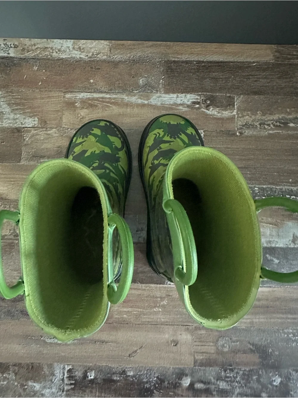 Blue Mountain waterproof green
