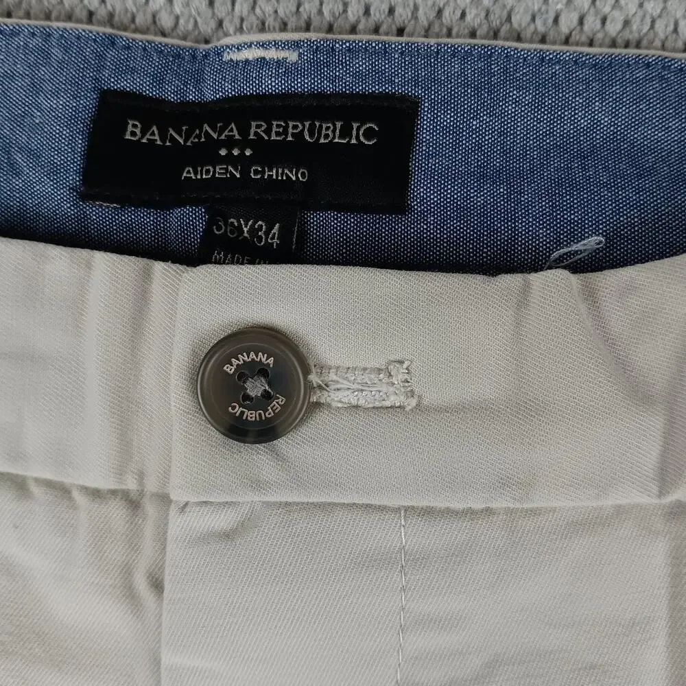 Banana Republic elevate your