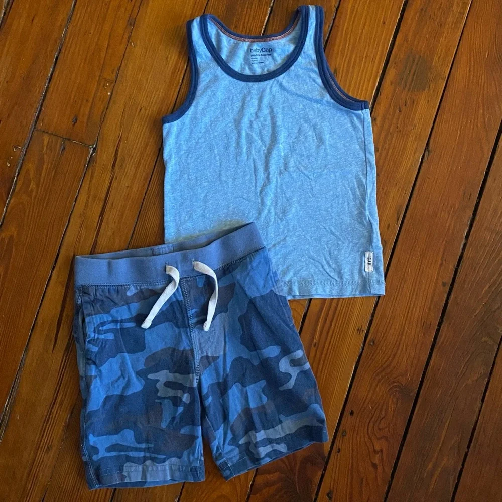 Gap Blue Muscle Tank & Camo Shorts Size 3T