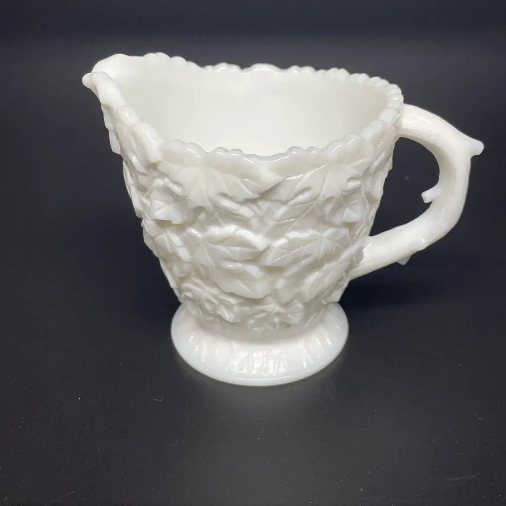 Westmoreland vtg milk