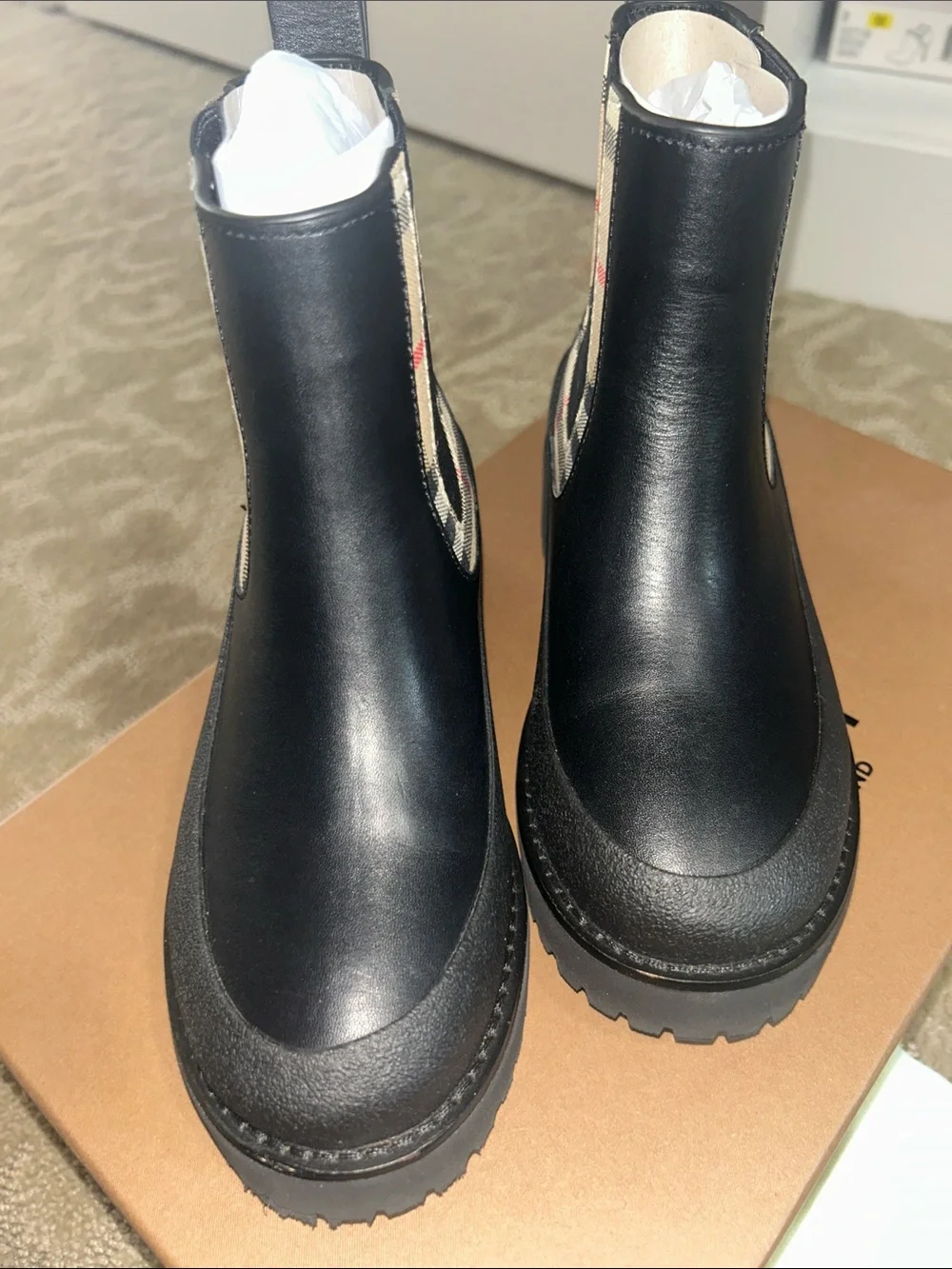 Burberry sleek black