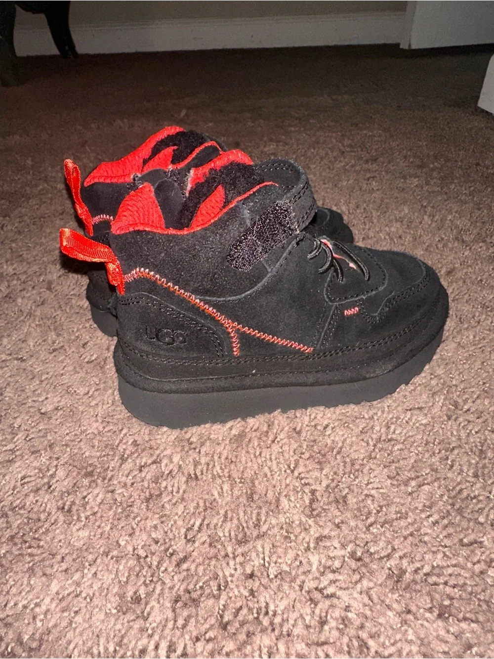 UGG comfortable kids