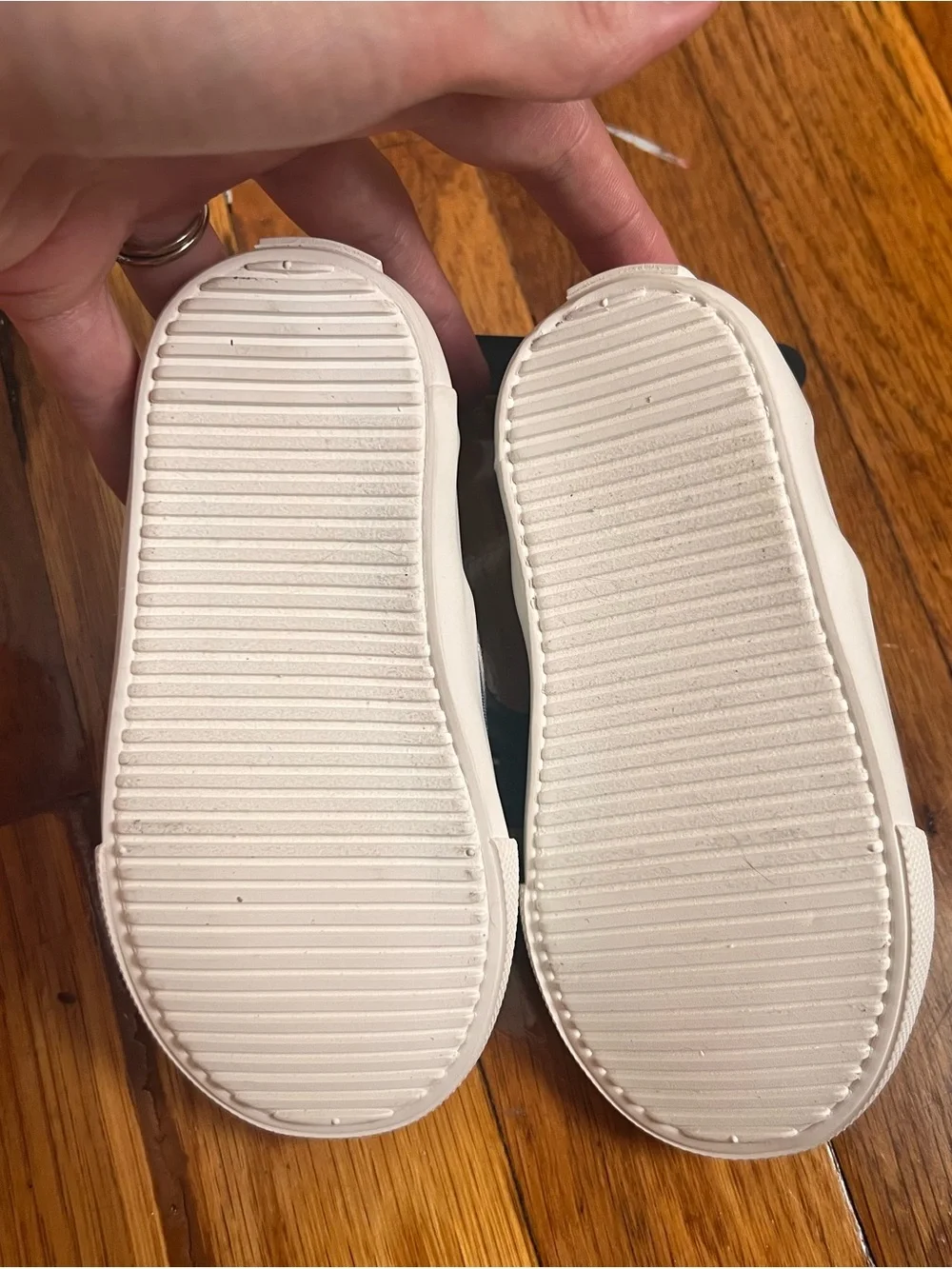 Old Navy two pairs