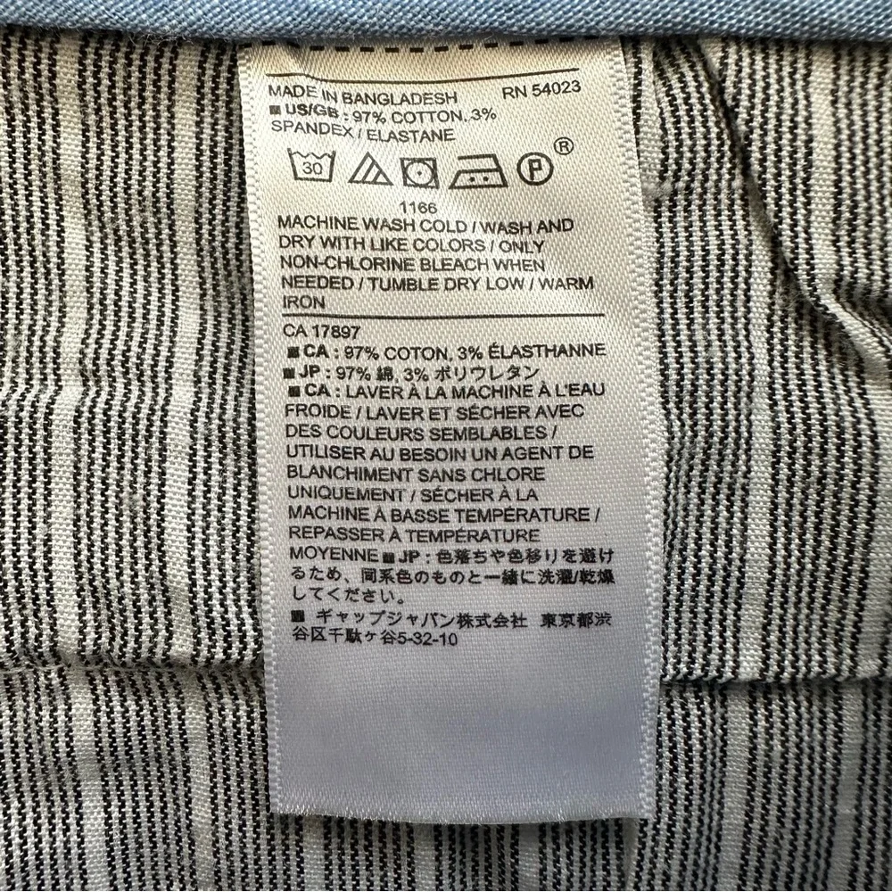 Banana Republic elegant dark