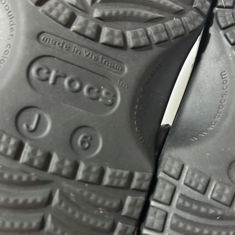 CROCS these slippers