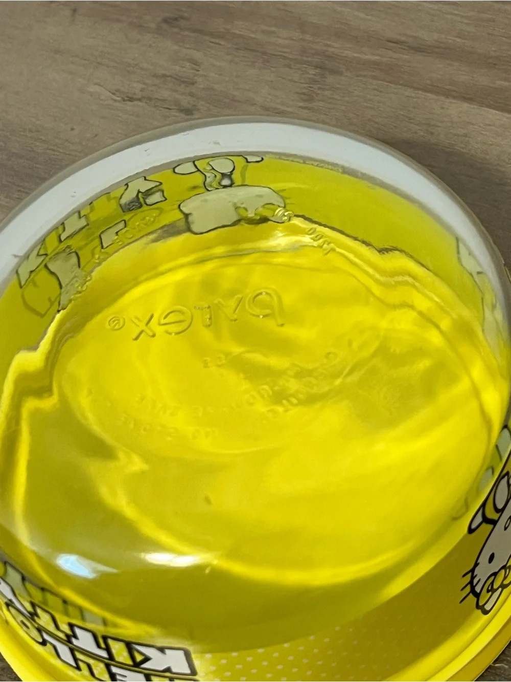 Hello Kitty pyrex hello