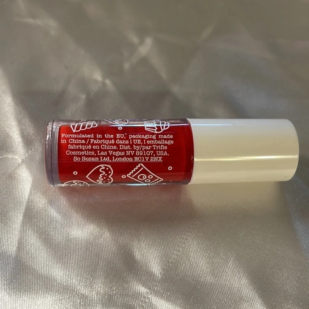 Trifle cosmetics “lolly”