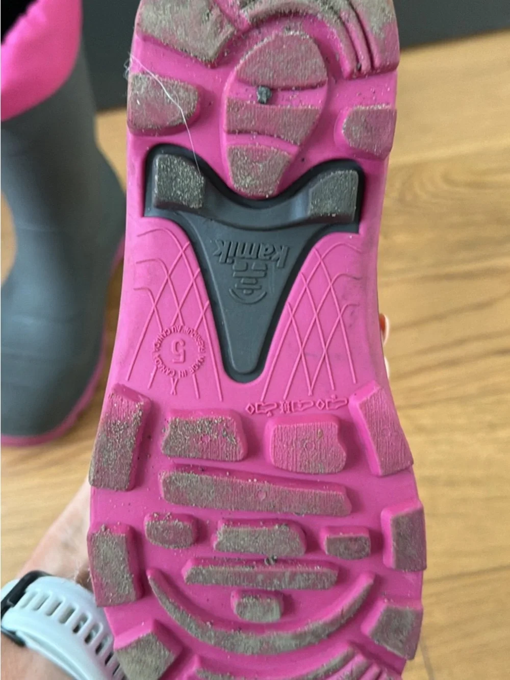 Kamik sturdy waterproof