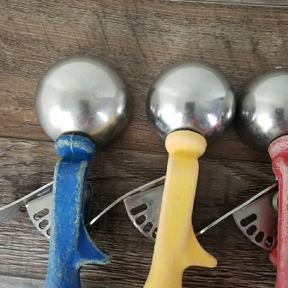 Vollrath review some handle