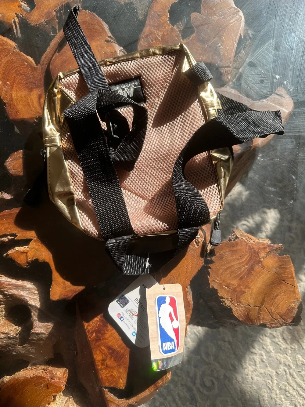 N/A shiny gold