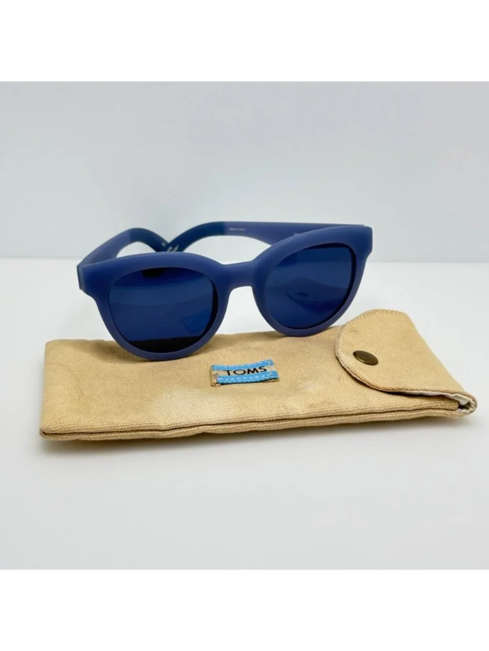 Toms when wearing