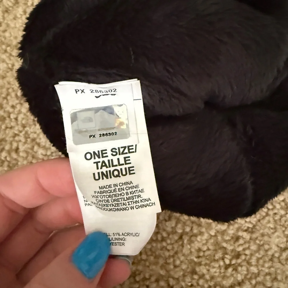 The North Face chic black