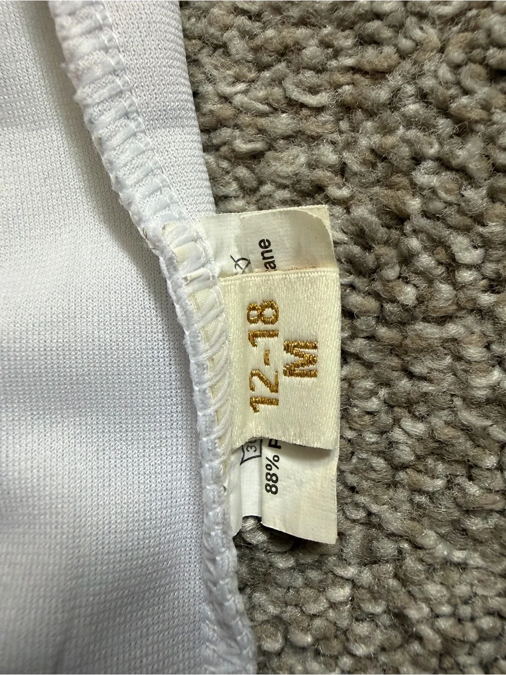 HUGO size 12