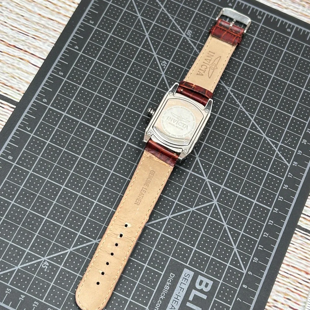 Invicta model 5726