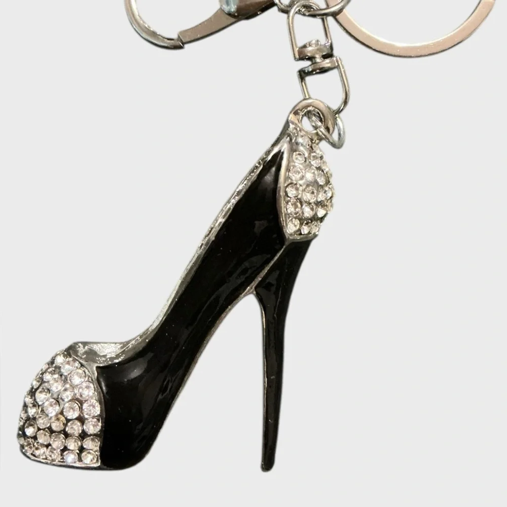 Boutique black enamel