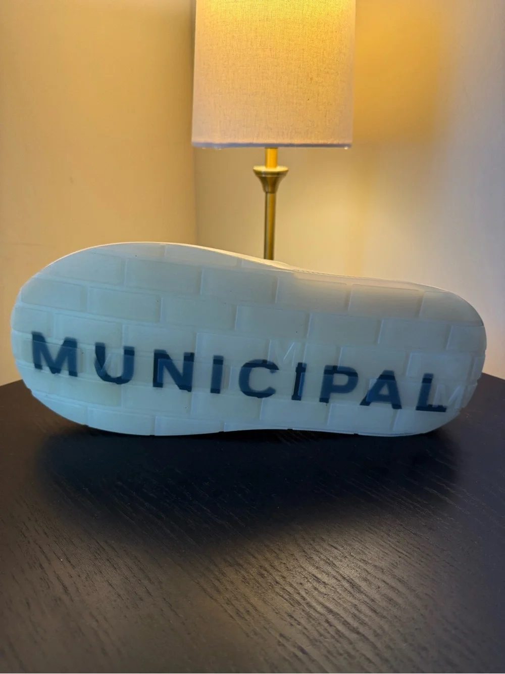 Municipal minimalist white