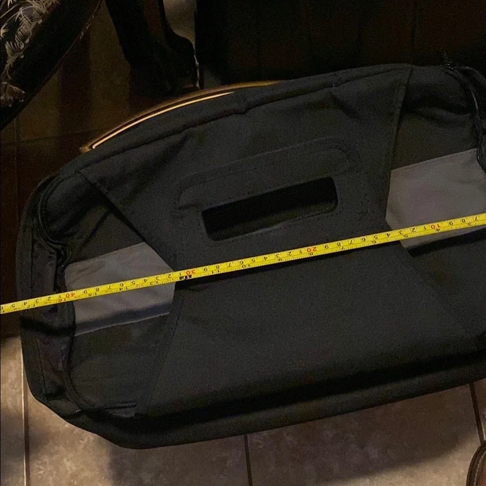 Pyrex stylish carrier