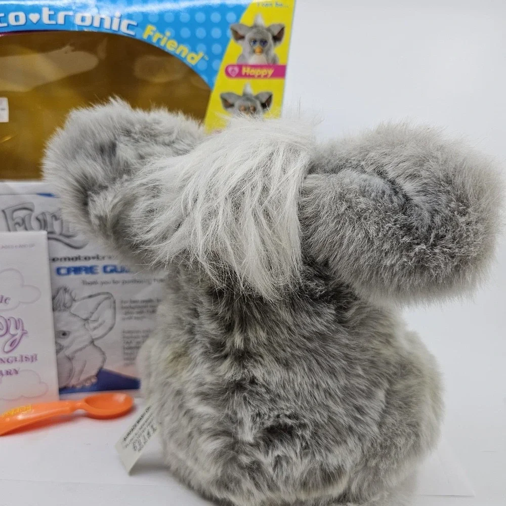 FURBY 2005 Hasbro Tiger 59294 Gray Pink Hair Blue Eyes Tested Works Excellent