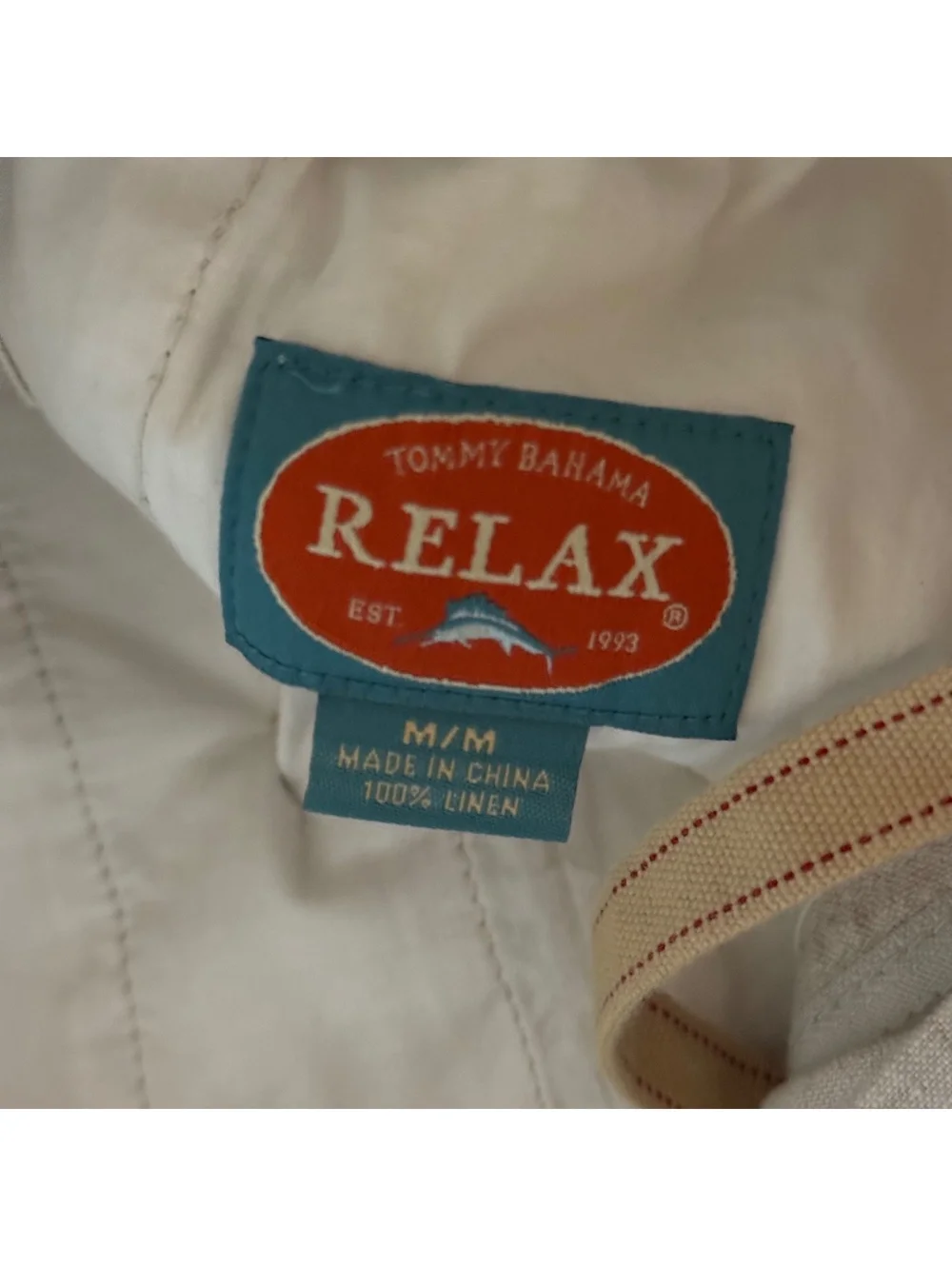 Tommy Bahama closure storage