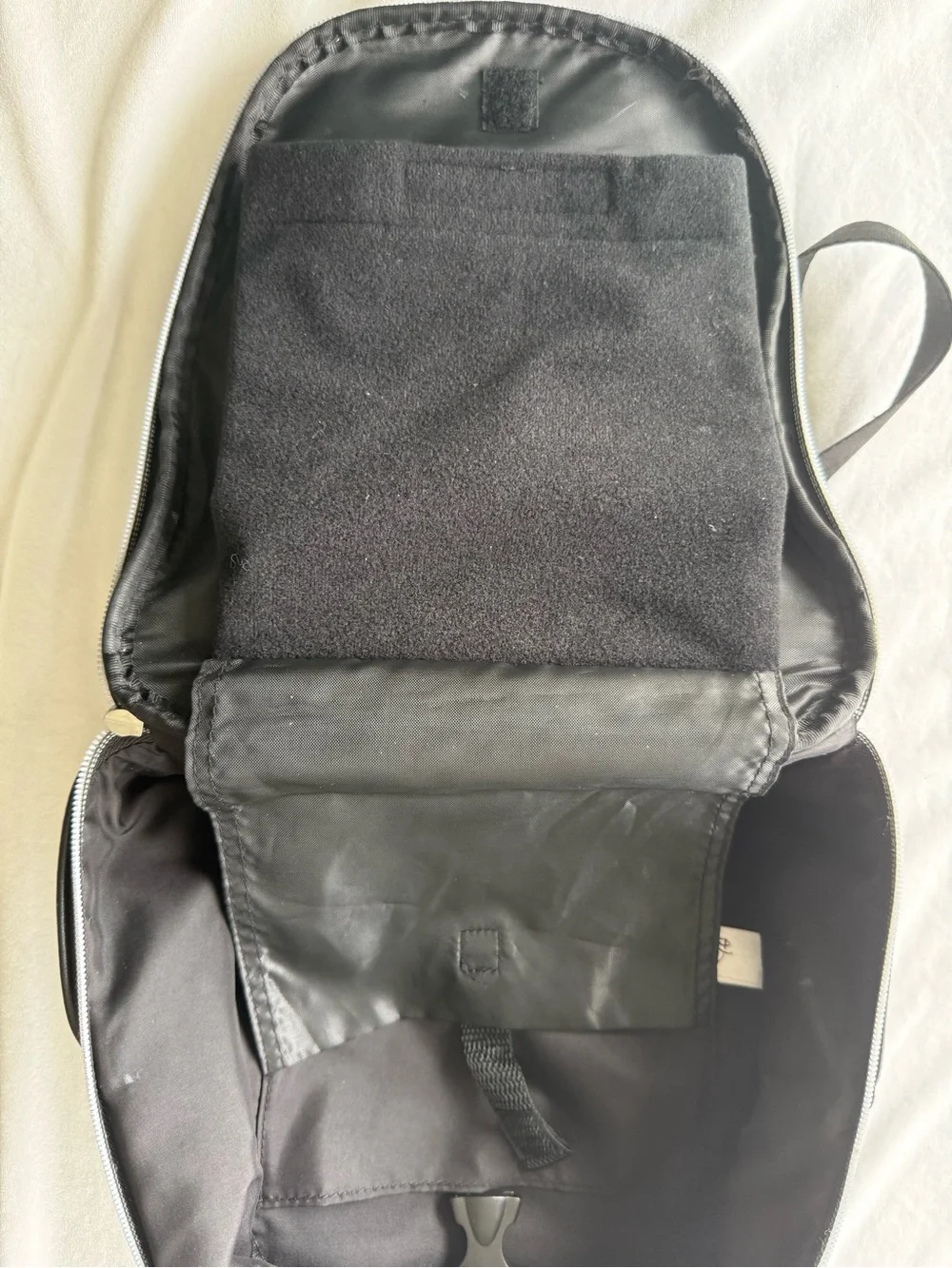 N/A sleek black
