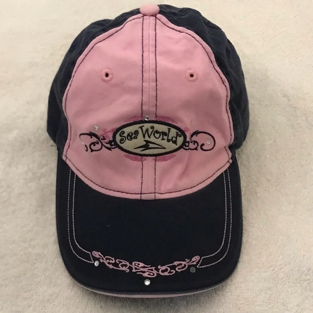 Sea World Adventure Parks k4		hat cap	sea