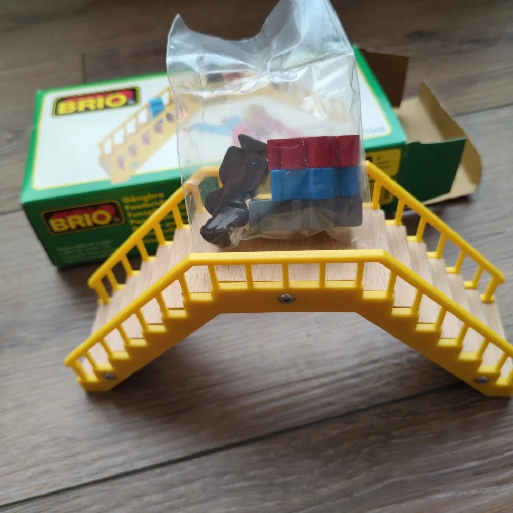 BRIO vintage 90s