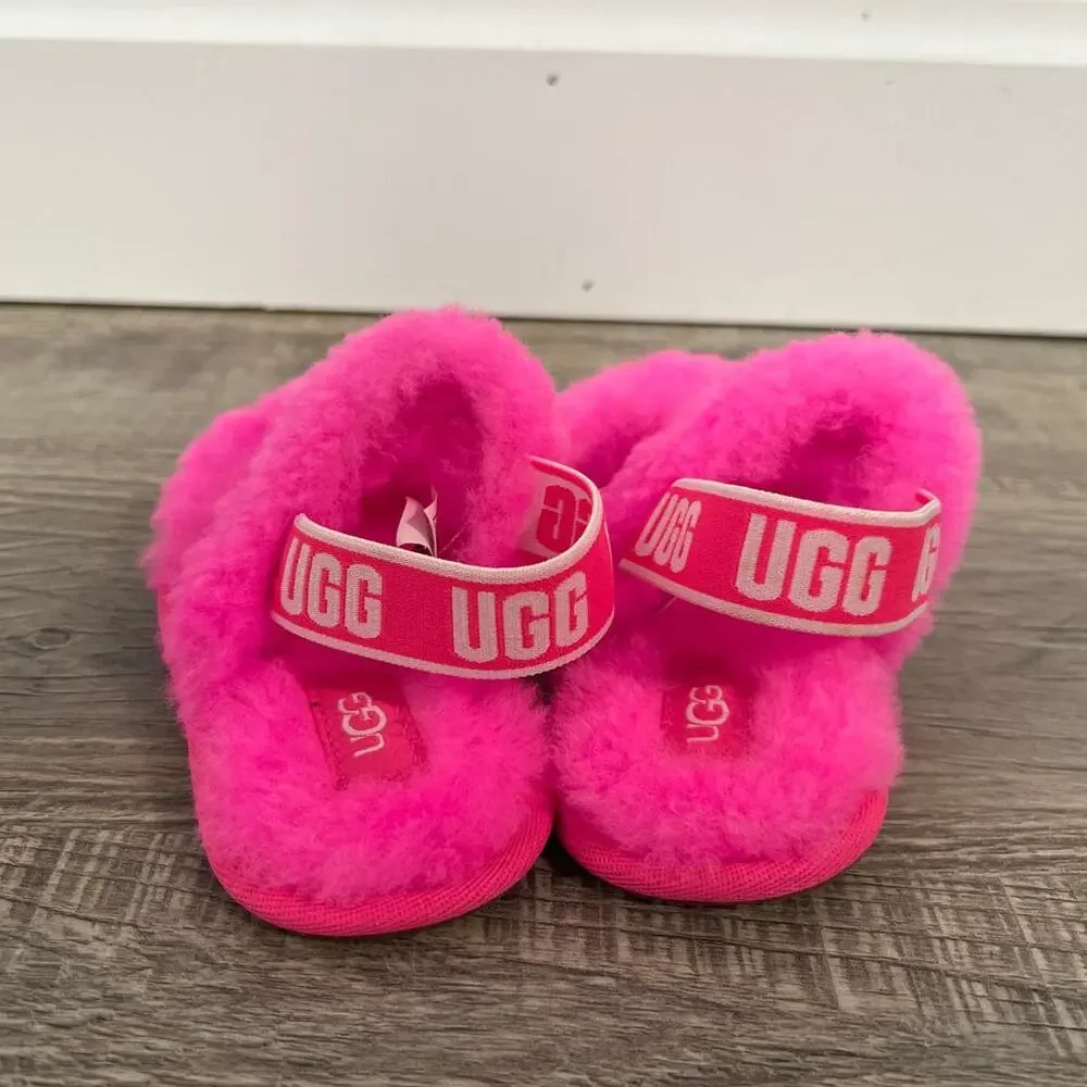 UGG new without