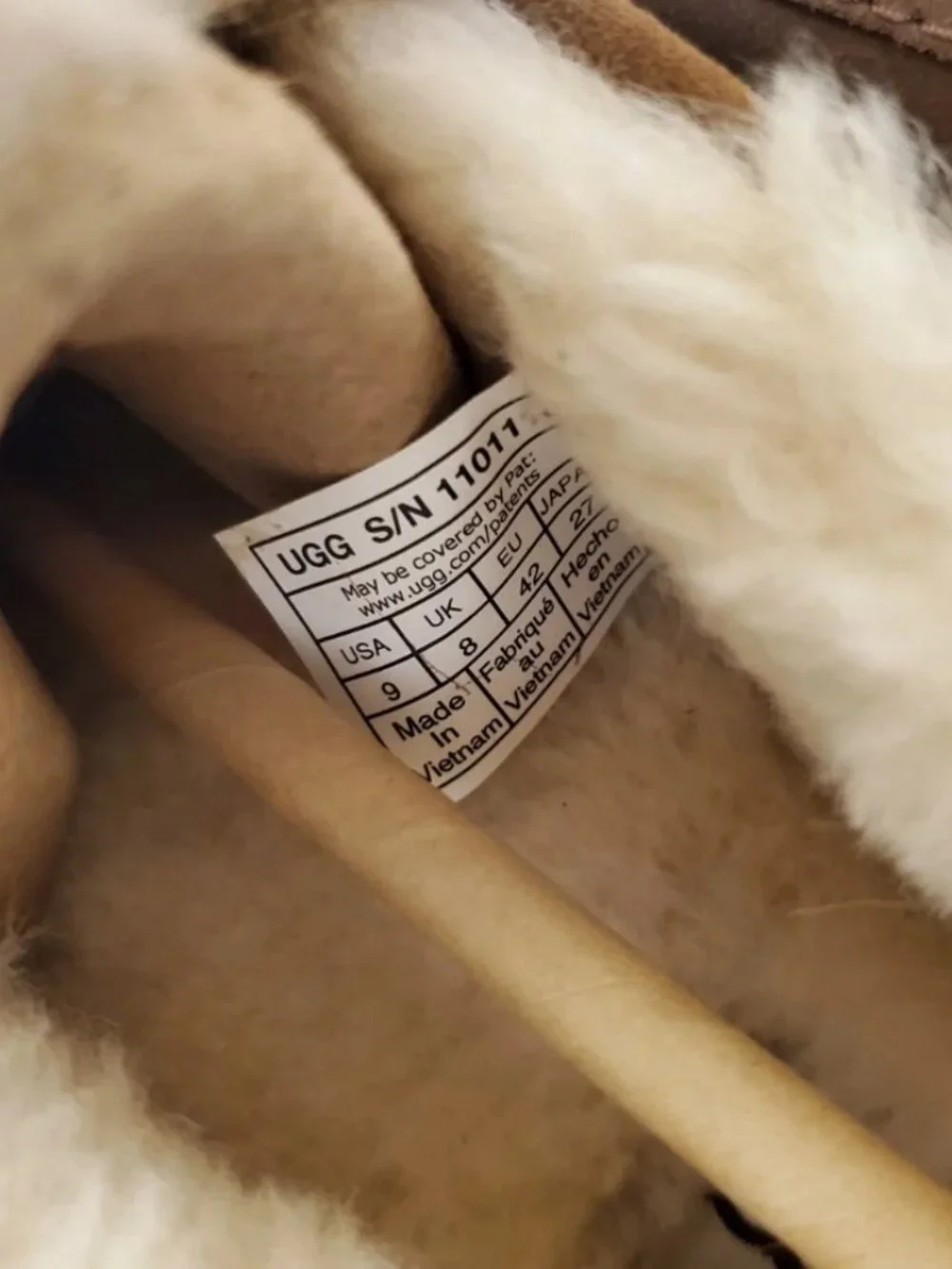 UGG chestnut full