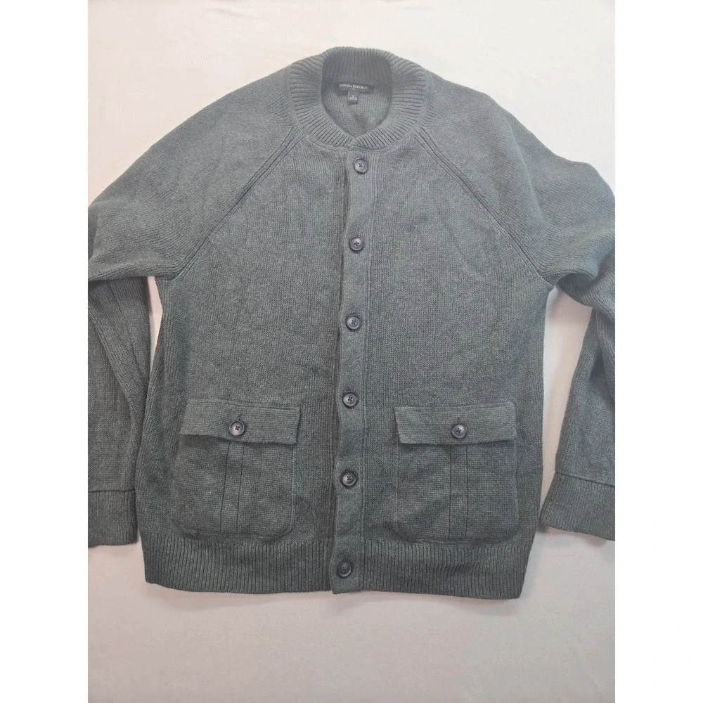 Banana Republic Men's Button-Up Cardigan Sweater – L  – Green