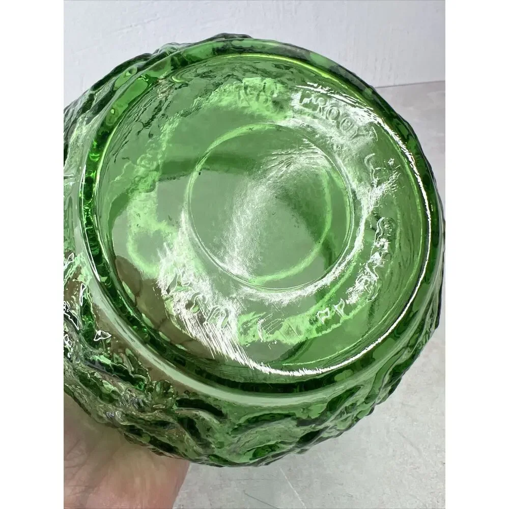 Rose Bowl this unique