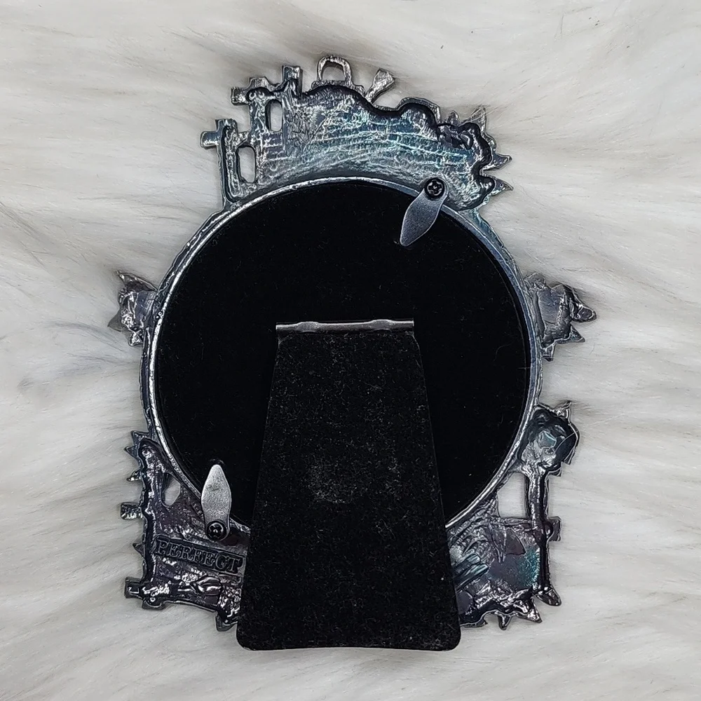 Perfect pewter signed